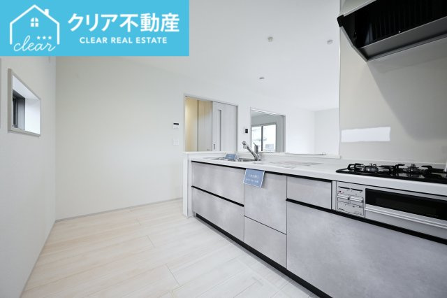 【キッチン】 | 太田第14下田島町 リーブルガーデン | 対面タイプならキッチン内にいながらご家族やお客様との会話が楽しめます