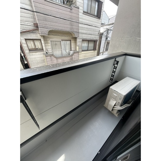D-005のバルコニー
