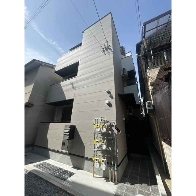 D-005