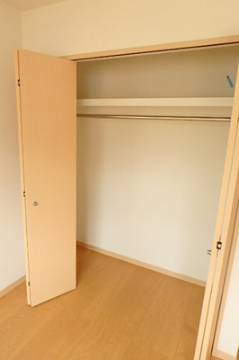 洋室のクローゼット