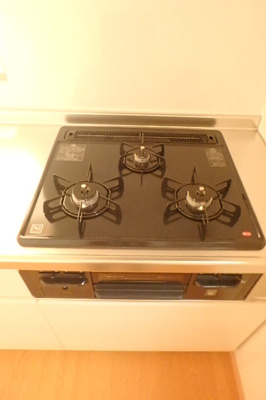 ガスコンロ３口設置済み