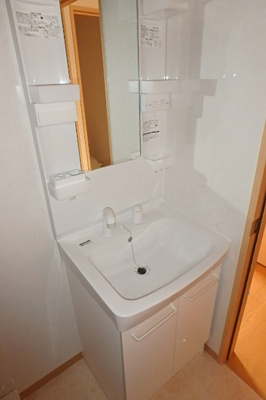 独立の洗髪洗面化粧台です