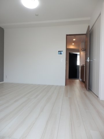 ユリカロゼ東向島の洋室