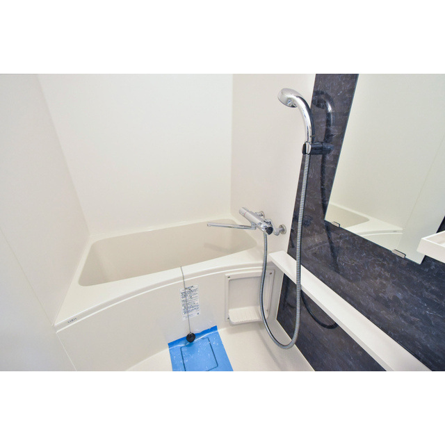 エスリード栄イーストスクエアの浴室