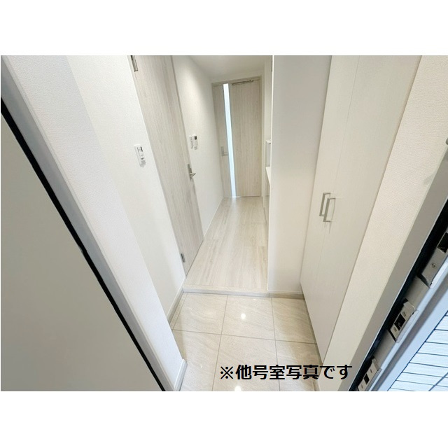 AZEST横濱関内の玄関