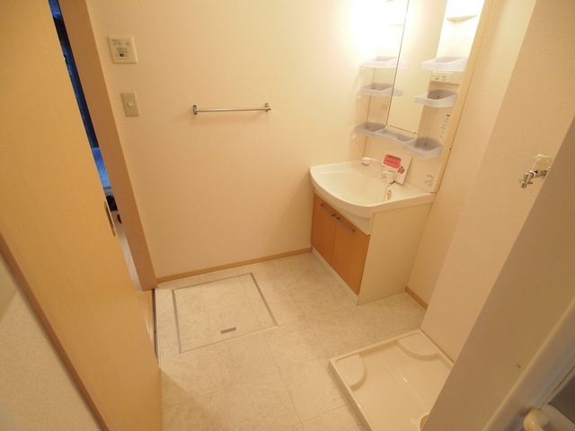 ヒールクリークＭイーストの洗面所