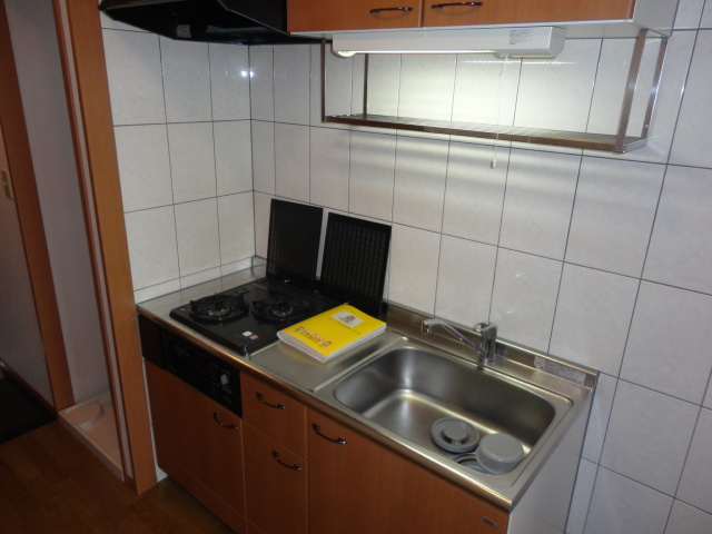 クリスタルビュー1のキッチン