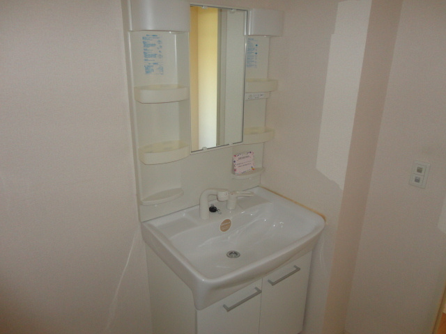 カルチェ赤坂Ｂ棟の洗面所