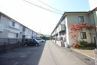 【駐車場】 | グリーンルーフA棟