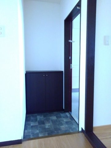 ブルーリオンの玄関|落ち着いた玄関です