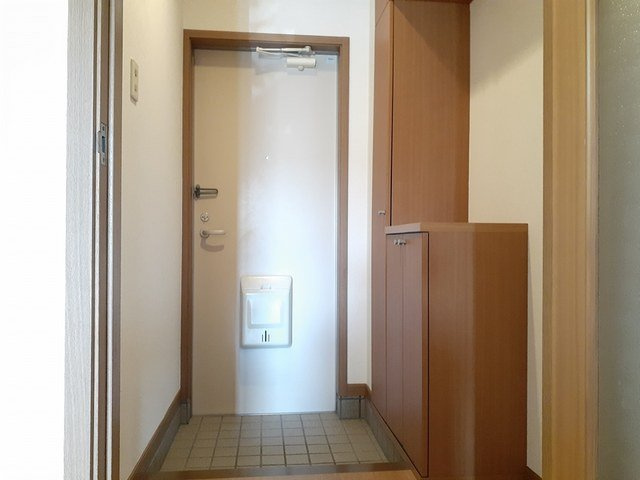 カーサ・グローリーの玄関|シンプルで使いやすい玄関です