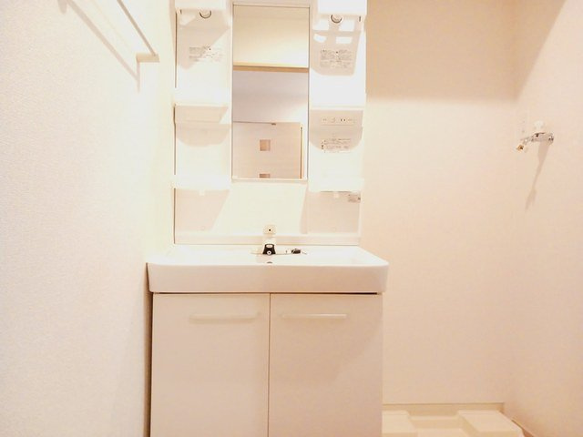 リバーサイドエイムの洗面所|洗面所です