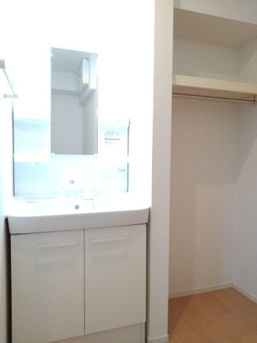 Ａｎｇｅ（アンジュ）の洗面所|忙しい朝には欠かせない洗面所です