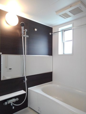 Ａｎｇｅ（アンジュ）の浴室|コンパクトで使いやすいお風呂です