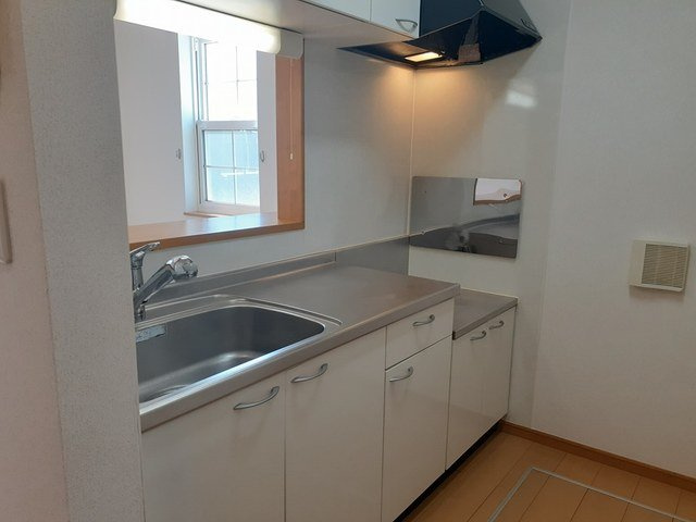 ラ　フォレスタ　Ⅰのキッチン|お料理しやすいキッチンです