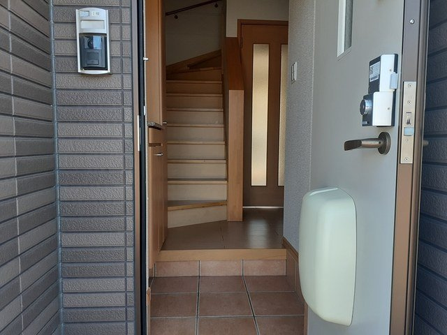 ラ　フォレスタ　Ⅰの玄関|落ち着いた玄関です