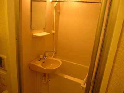 【浴室】 | レオパレスマ・メゾン | きれいなお風呂です