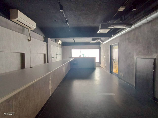 【ロビー】 | 白楽ビル | 清潔なロビーです