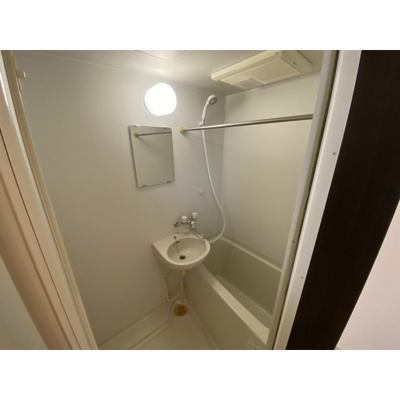 【浴室】 | グッドウィル三枚町B棟 | 日々の暮らしに欠かせないお風呂です