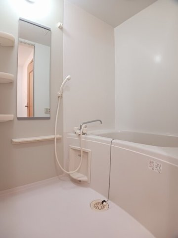 ＨＫソレイユ　Ｂの浴室