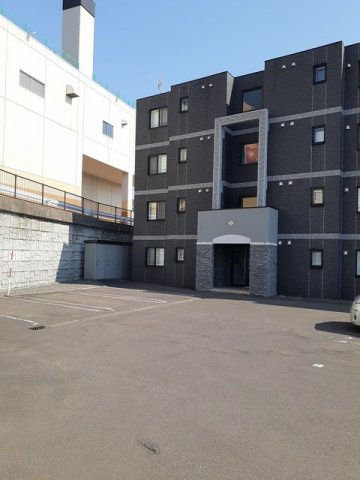 チセコロカムイの駐車場