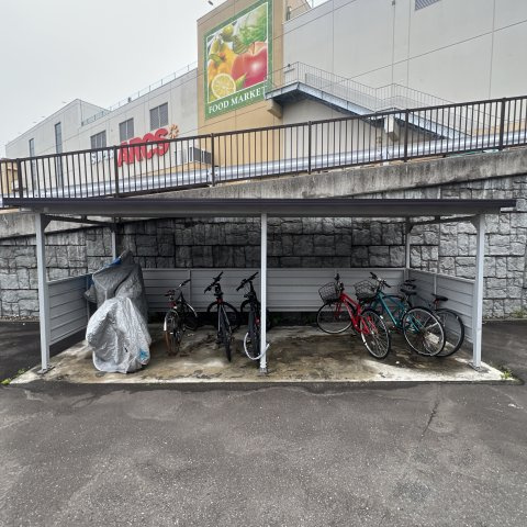 チセコロカムイのその他共用部分|スーパーアークス室蘭中央店まで50m
