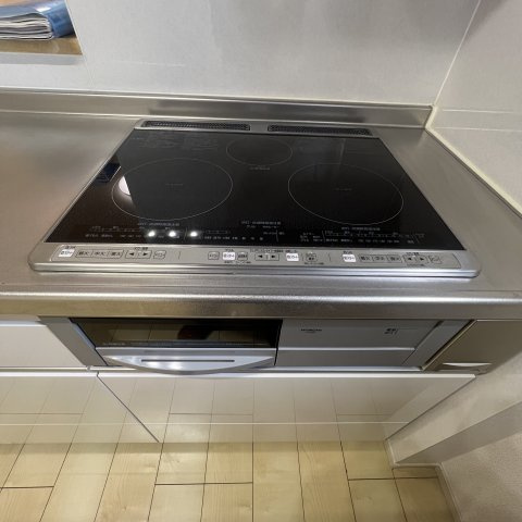 チセコロカムイのキッチン|市立室蘭総合病院まで130m