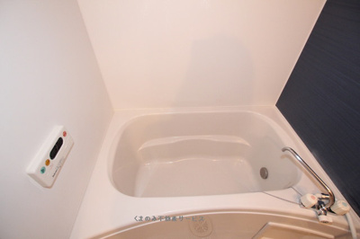 【浴室】 | パークヴュー高瀬Ａ | お風呂です
パークビュー高瀬A棟　201号室　2019/10/26撮影