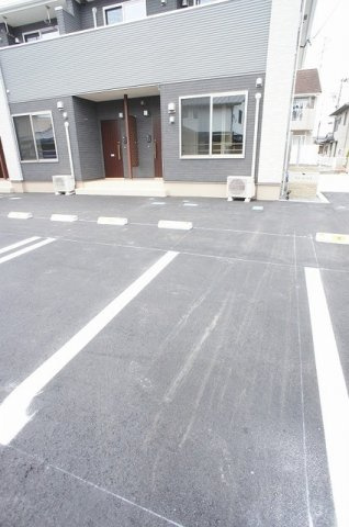 アマービリスⅡの駐車場