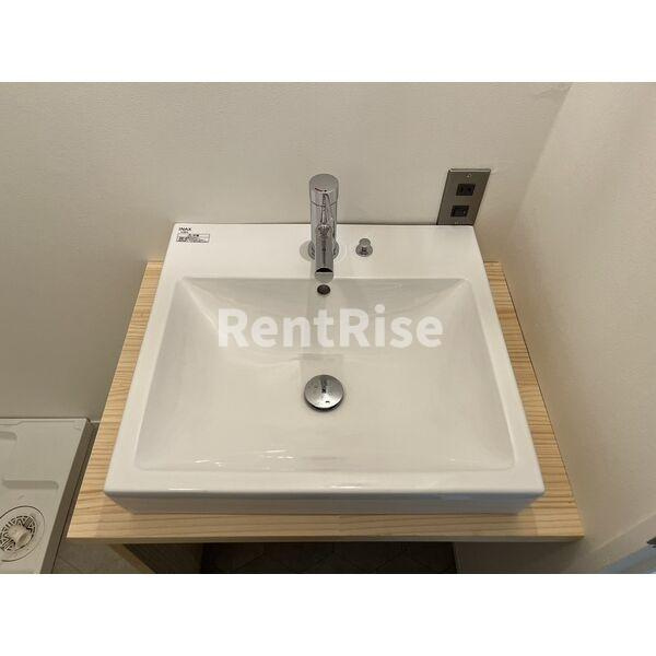 コートまきもりの洗面所