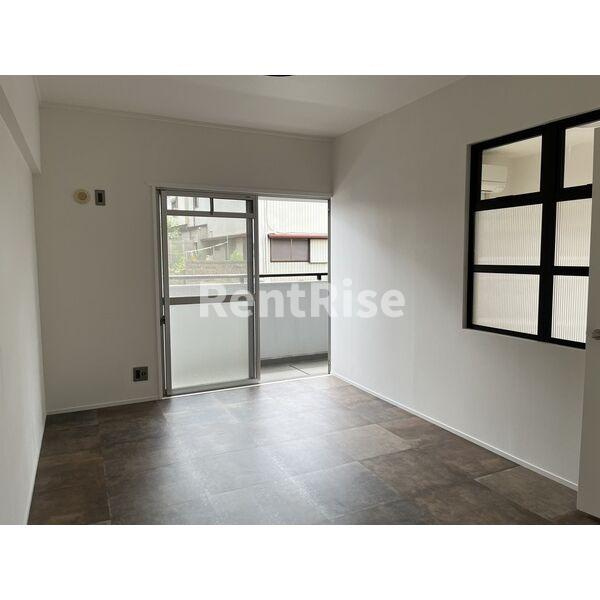 コートまきもりの居間・リビング