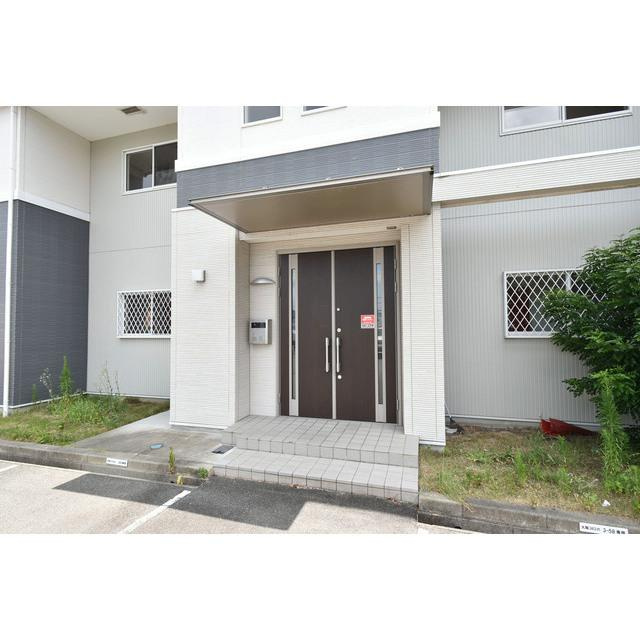 Maison du Angeのエントランス|落ち着いたエントランスです