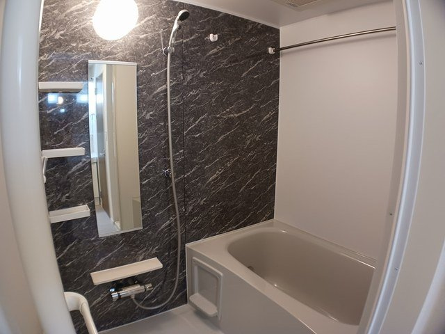 ミラノⅥ　Ａの浴室