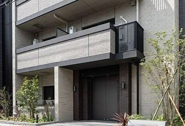 コンポジット新宿柏木のエントランス