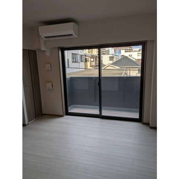 コンポジット新宿柏木