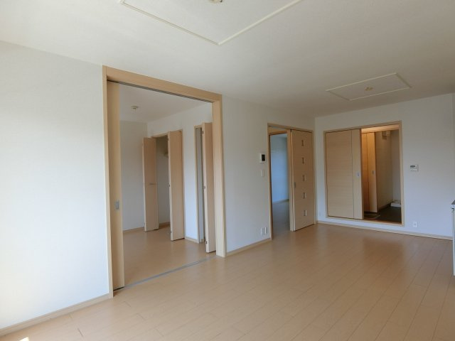 レジェンド　オブ　Ｇ　Ｂの居間・リビング