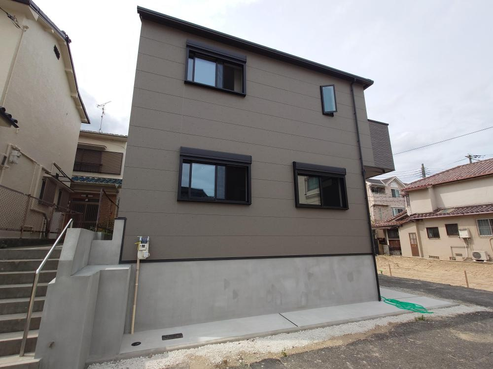神戸市灘区篠原本町5丁目新築戸建の外観