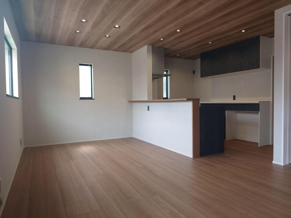 神戸市灘区篠原本町5丁目新築戸建の居間・リビング