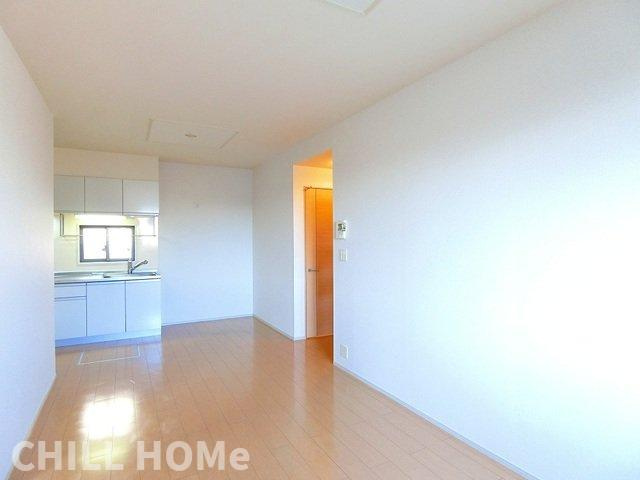 Ｋ’ｓ　Ｆｌａｔの居間・リビング|当社、チルホームのHPもご覧ください(^^)/物件情報多数♪