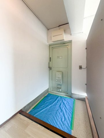 五番町ハイツ　B棟の玄関|ゆったりとした玄関です