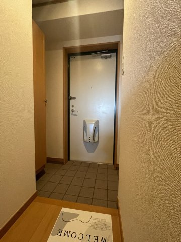 八反丸ビルⅡの玄関