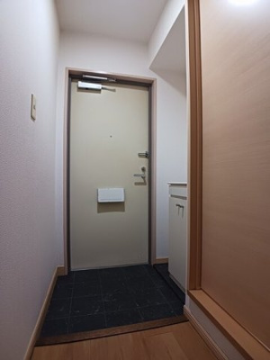 【玄関】 | セゾン八尾東