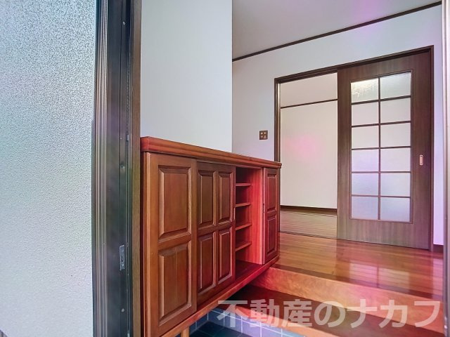 雄斗ハウスの玄関|※過去の室内写真のため現況と異なる場合があります