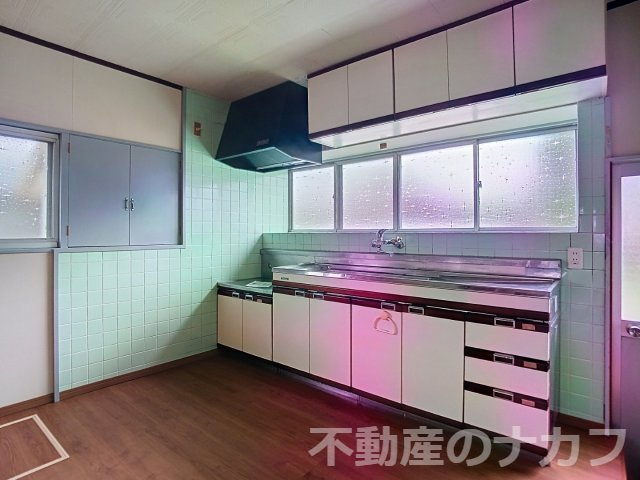 雄斗ハウスのキッチン|※過去の室内写真のため現況と異なる場合があります