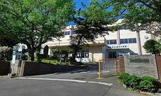 クレメントＢ棟の周辺|秋田市立旭川小学校まで350m