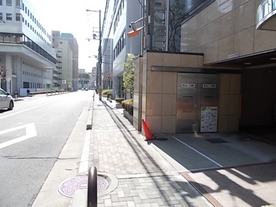 【周辺】 | チサンマンション第５江坂 | 前面道路です。歩道がきちんと整備されておりますので、お子様も安心！