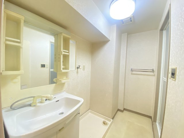 チッタ・清城の洗面所|洗面　別角度♪