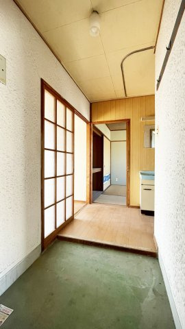 服部ビル　A棟の玄関