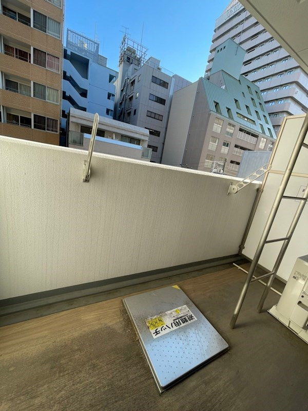 プレサンス三宮ポルトのバルコニー