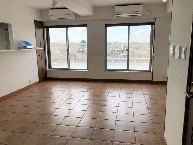 エスペロー平和台の居間・リビング|おしゃれな居間です